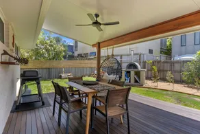 Salty Crab Bungalow - Image 4