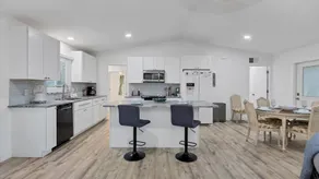 2400 Novus Sarasota - Image 3