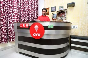 OYO Flagship Hotel Paras - Image 3