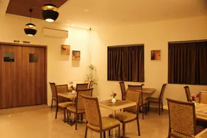 The Platinum Boutique Inn Hotel - Image 4