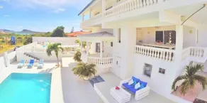 Champartments Villa & Apartments Cristal - Image 4