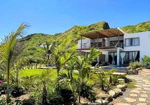 HOP KAI Hermosa Casa de Playa en Punta Sal - Image 2