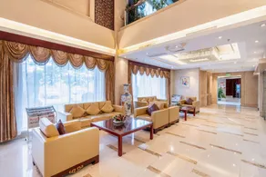 Baiyun Hotel (East Building) - Image 3