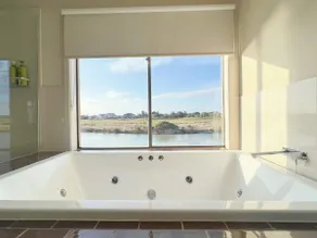 Sapphire Lake Retreat in Point Cook - Image 5