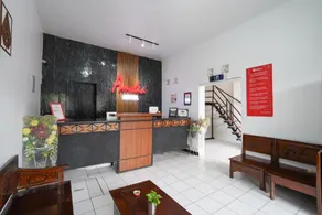 RedDoorz near Alun Alun Magetan - Image 2