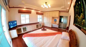 JOOPLAND Luxury Pool Villa Pattaya Walking Street - Image 2