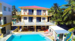 Beach Club Budget Rooms at Popeyes Caye Caulker - Image 2