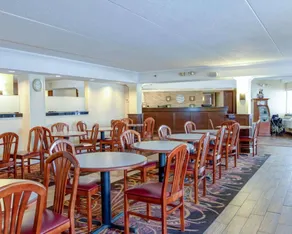 Comfort Inn Bangor North - Image 4