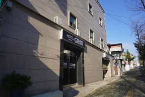 Dapsimni Hotel Grim - Image 2