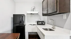 Laplace Motel - Image 3