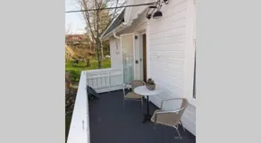 Charming flat in cosy farmhouse - Image 2