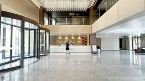Yangzi Tianyue Hongshan Hotel - Image 2