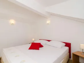 Lejlighed Emma - Lejlighed med 2 soveværelser med balkon og havudsigt - Image 2