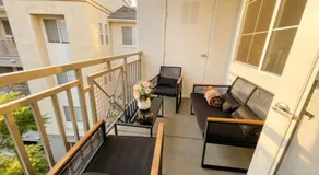 Spacious Loft Apartment 3B 2B in Marina Del Rey - Image 4