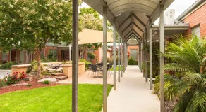 Strath Motel - Image 5