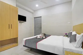 Townhouse Ameerpet - Image 2