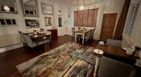 The Woodlands - Image 4