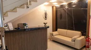 Global Hotel - Image 3
