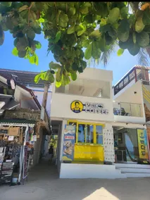 Sunvilla beachfront hotel - Image 4