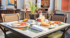 Hotel Deck Rio - Image 4