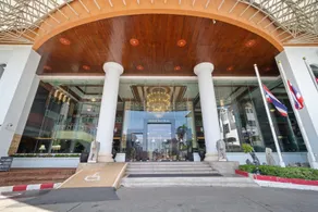 Town in Town Hotel Bangkok - Image 4