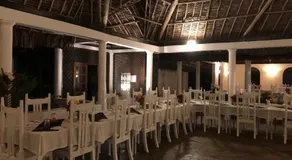 Karibuni Hotel & Villas - Image 4