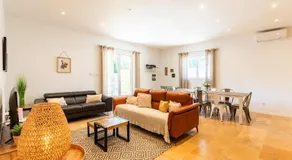 Maison en campagne Arlésienne avec piscine - Image 3