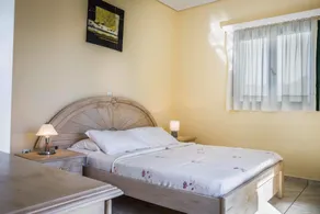 Villa Seaspray in Karavomylos - Image 2