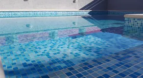 Helles Doppelzimmer mit Bad, Terrasse und Pool, seperater Eingang, Liznjan, Istrien - Image 4