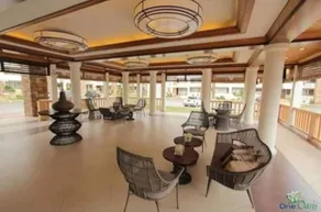 Junior's 2-BR &1T/Bath  Oasis Condo Beside SM Mall - Image 4
