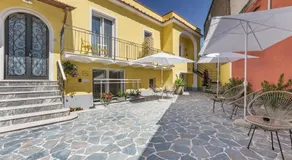 Ciraccio Apartments - Image 3