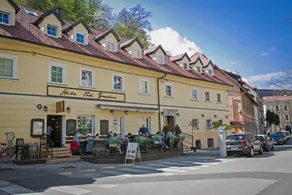Apartments Hiša Pod Gradom - Image 4
