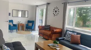 1 Orchard Farm Cottages Sleeps 10, Open plan Kitchen & Large Garden - Image 4