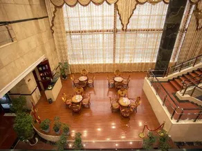 Runhua Junyue Hotel - Image 3