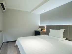7 Days Inn Chongqing Liberation Monument Centre Branch - Image 3