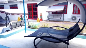 Super Hostel - Image 4