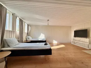 Workers Villa • 5BR • 10 Beds • 2 Bath - Image 2