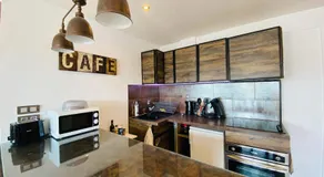 La Venise Annecienne🇨🇭 Bright studio, with free private parking, near train station  - Image 3