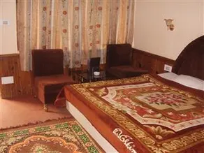Hotel Dream Land - Image 2