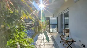 Beachy Vibes- 900m from the beach - Happy Rentals - Image 4