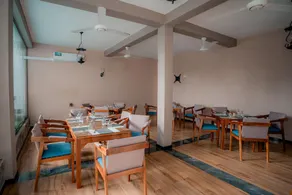 Sea La Vie Hotel Negombo - Image 3