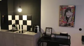 Square Rooms 20 - Image 5