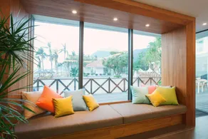 Sizihwan Sunset Beach Resort - Image 3