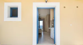 Beachfront Apartments - Image 3