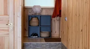 Small Vinter Summer House - Image 5