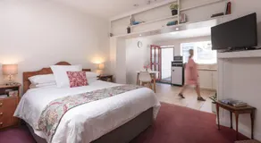 Ellie's Cottages - Image 2
