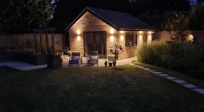 The Garden Room - Image 4
