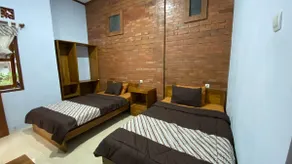 Homestay Candi Pawon Murtakim Syariah - Image 2