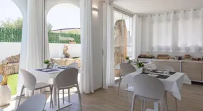 Seaside Home - Image 3