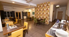 Classic Boutique Hotel & Luxury Service Apartments - Image 4
